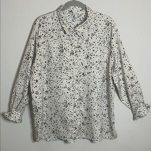 A New Day Women’s Cream and Black Speckled Shirt